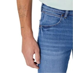 Wrangler Larston Jeans -House Of Fraser Shop 62680318 l a4